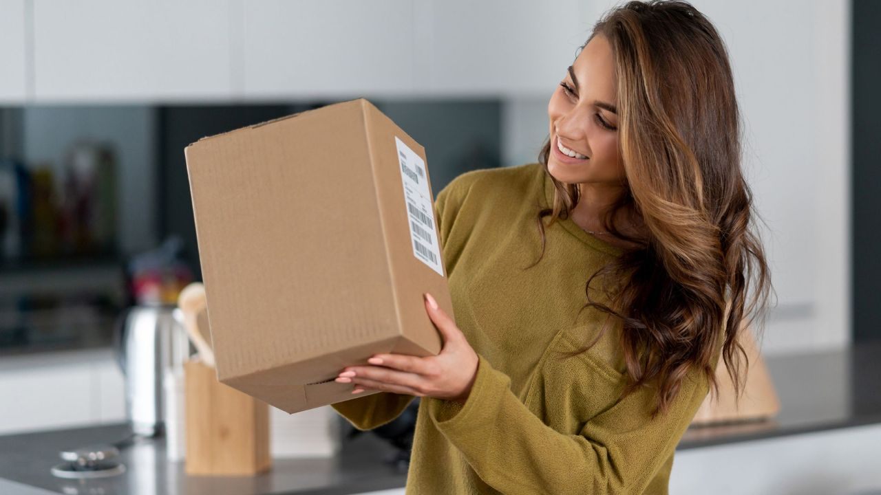 International Buying Timeline Explained: What Really Happens From Checkout to Delivery